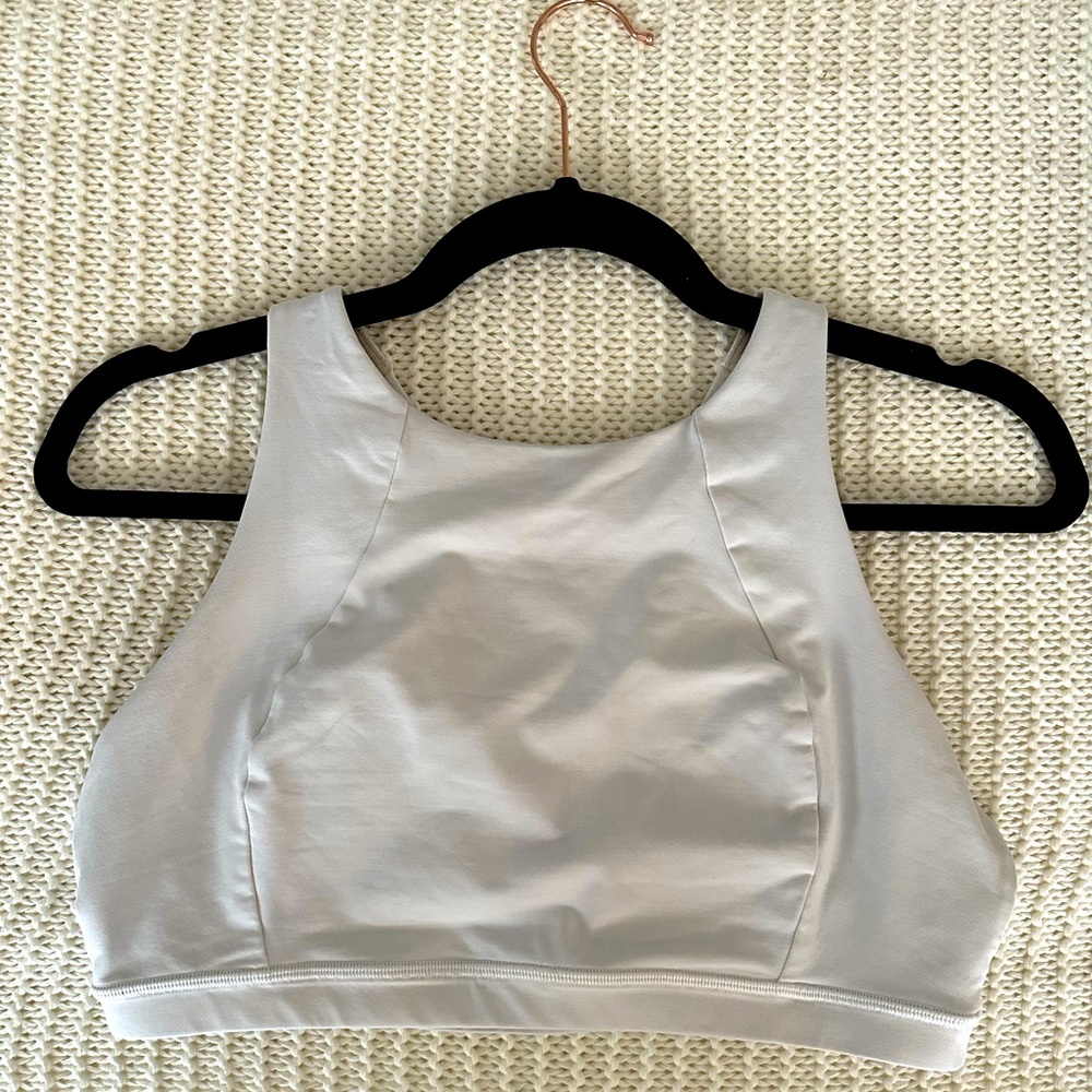 Lululemon Free to be Serene Bra High Neck Light Support C/D Cup